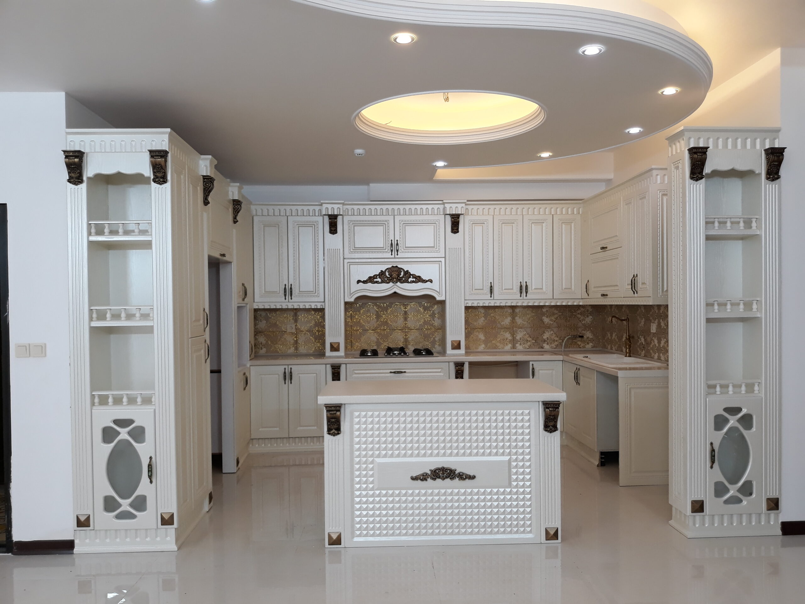 کابینت ممبران سفید صدفی