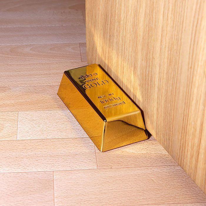 13 مدل نگهدارنده درب؛ تا حالا با پای گربه درب رو باز نگه داشتین؟