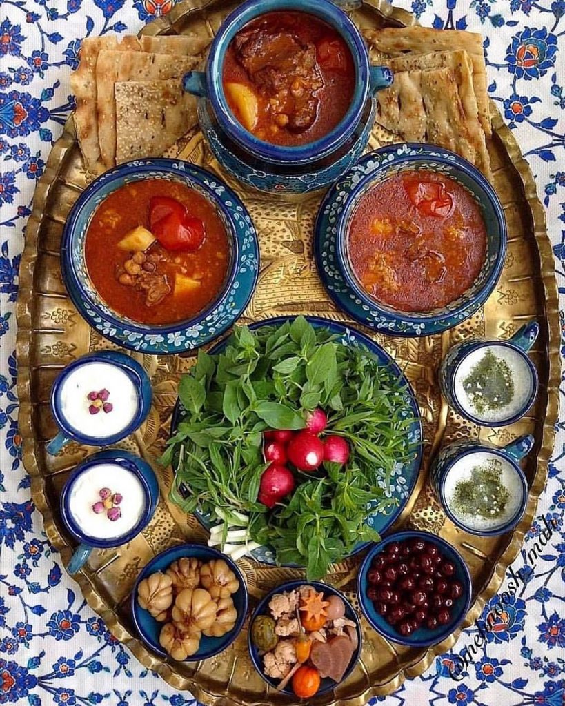چیدمان مبل ایرانی 10