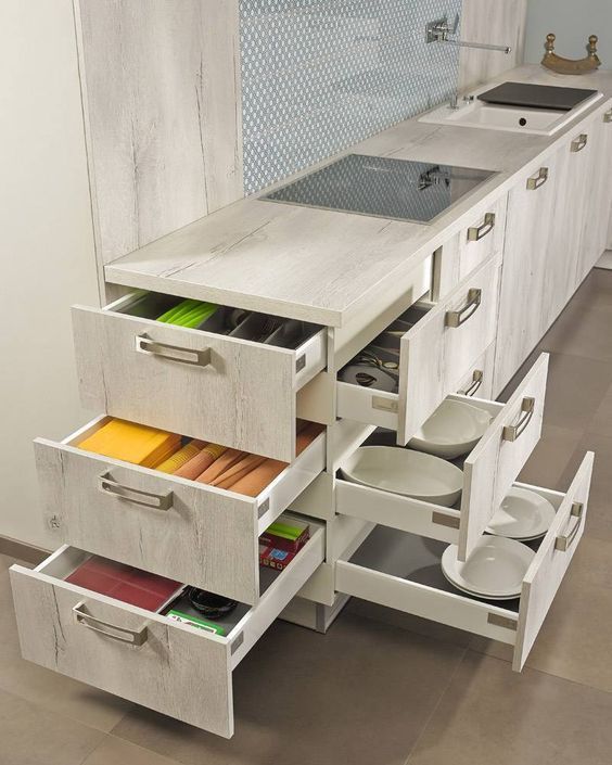 رفع مشکل کمبود جا در کابینت با این ترفندهای کشویی!