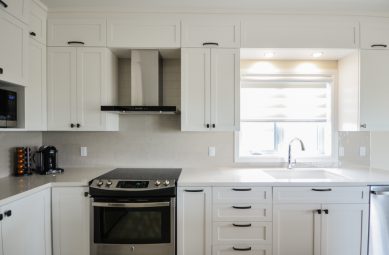 کابینت پلیمری (ترموپلاستیک) چیست؟ چند نوع کابینت پلیمری داریم؟
