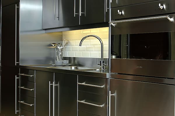 صفحه کابینت استیل انتخابی فکر شده برای آشپزخانه های ضدآب