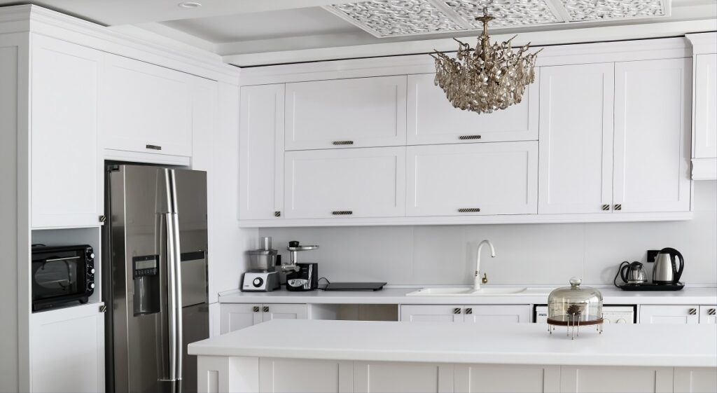 کابینت نئوکلاسیک از جنس ممبران و دارای اپن