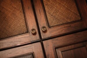 کابینت حصیری با چوب طبیعی