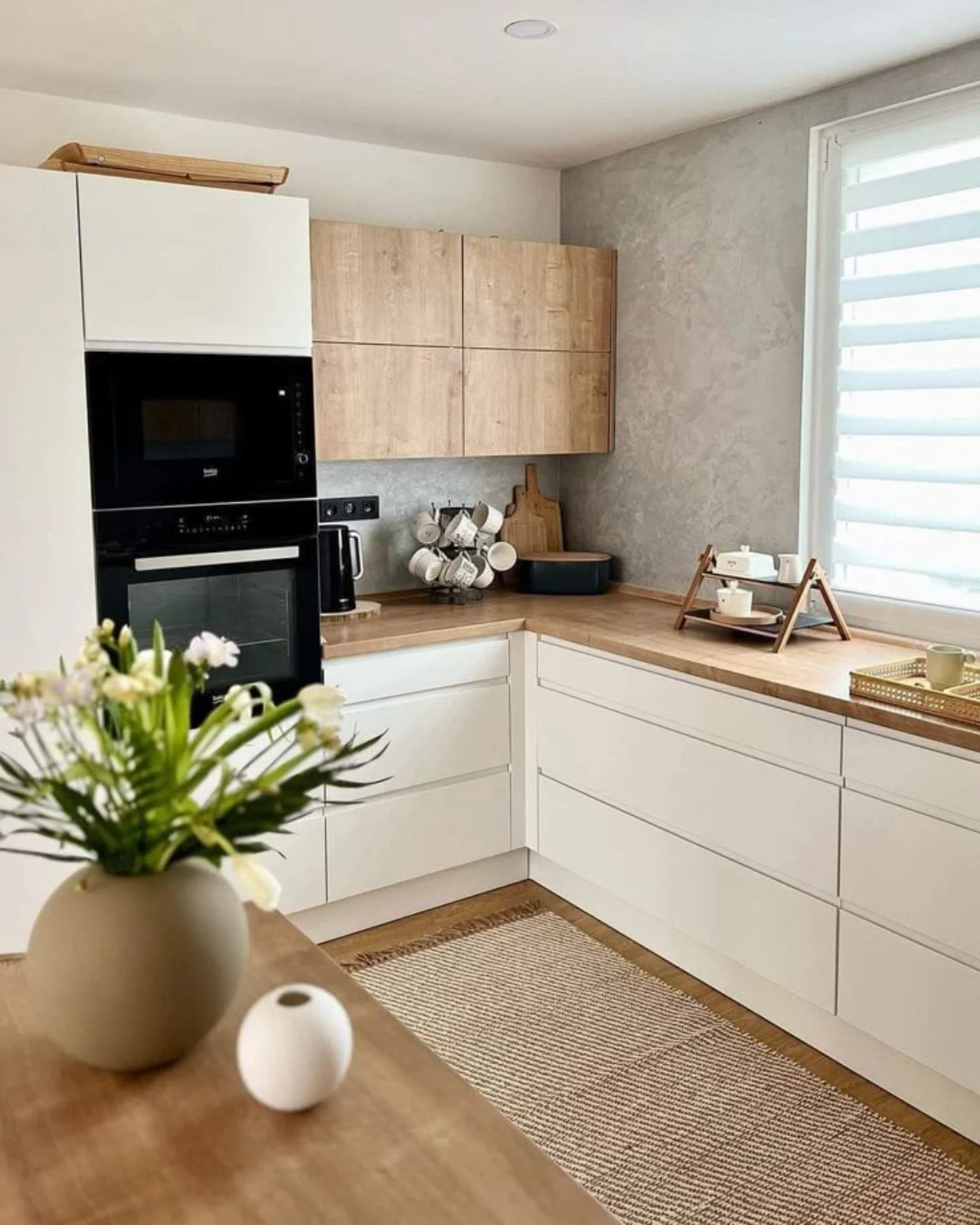 کابینت ام دی اف سفید قهوه ای مناسب آشپزخانه کوچک