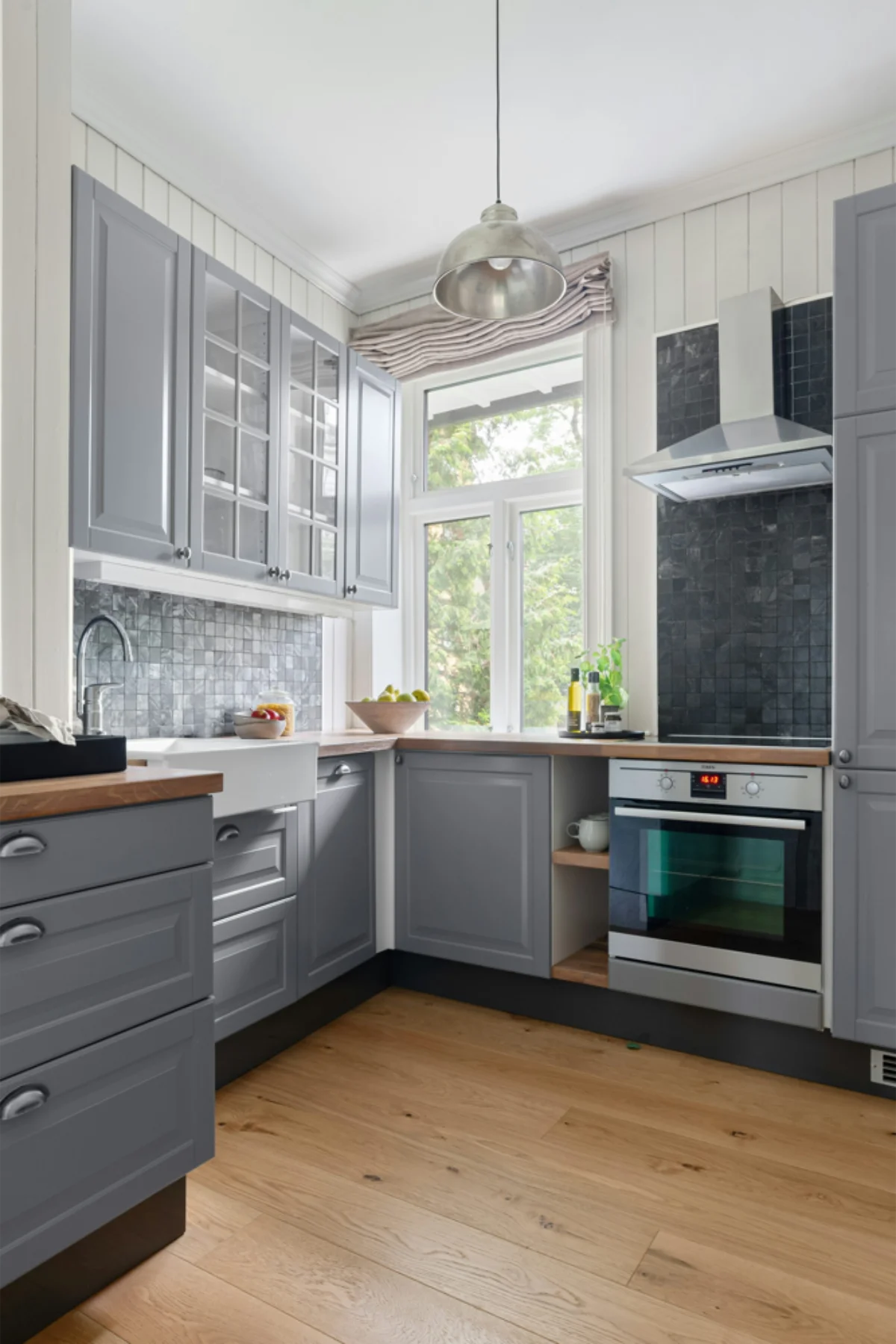 کابینت نئوکلاسیک طوسی