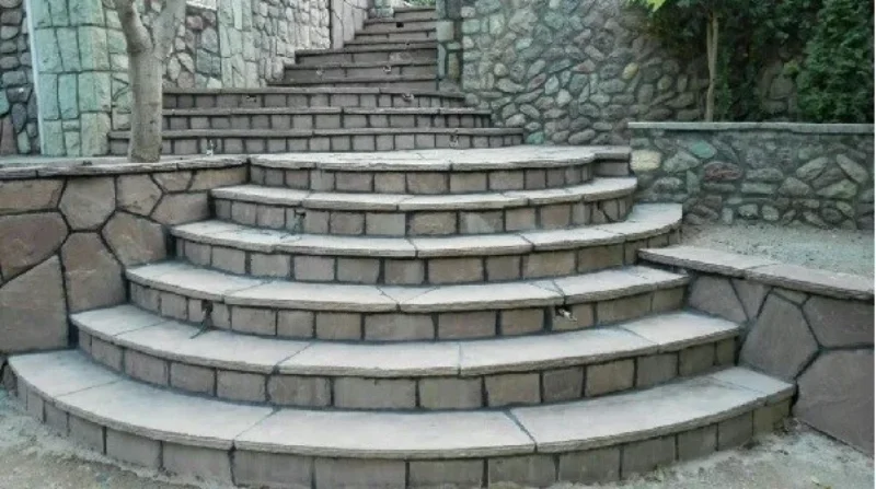 به کارگیری سنگ مالون در پله ها