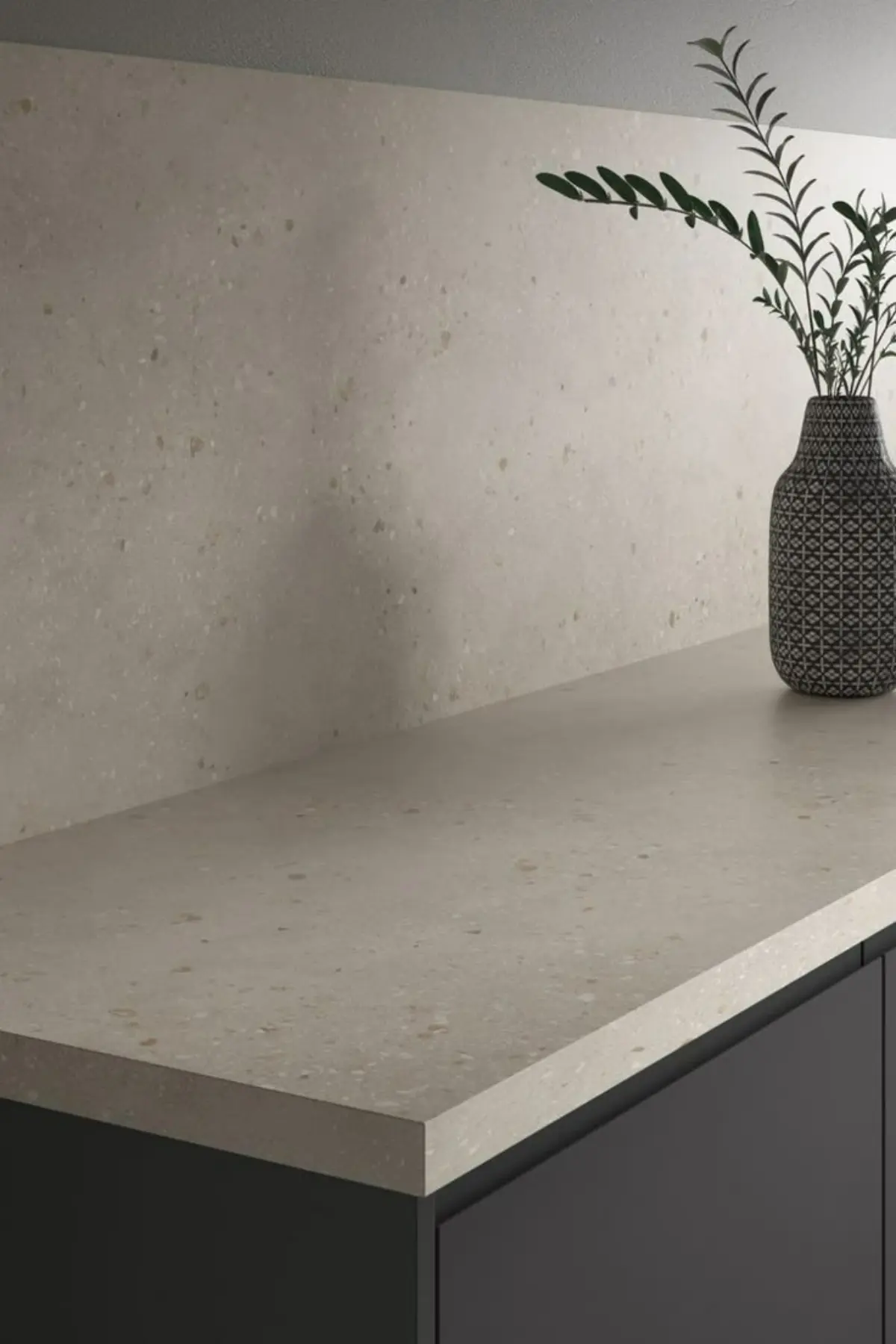 صفحه کابینت سفید برای کابینت طوسی