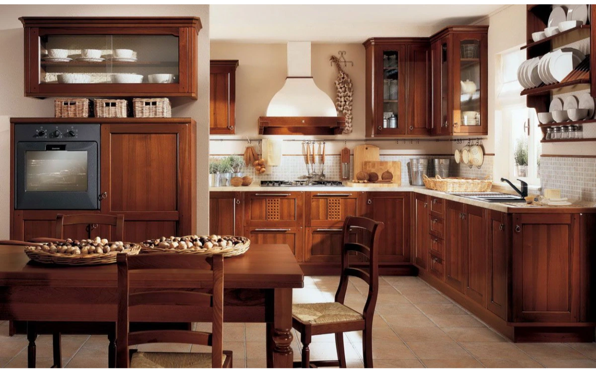کابینت نئوکلاسیک چوبی قهوهای با میز نهارخوری