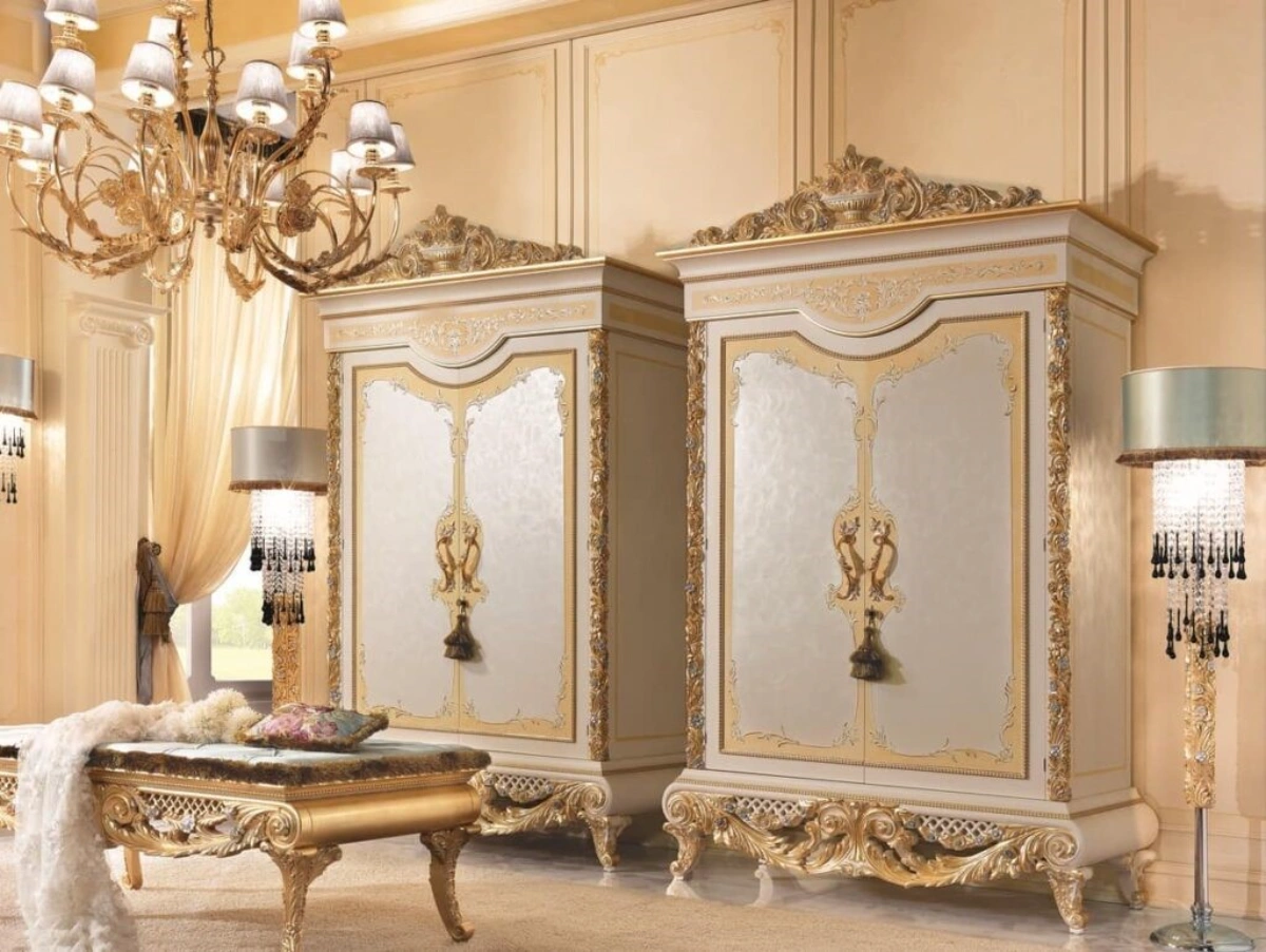 کمد لوکس سلطنتی دارای پایه و با رنگ بندی سفید طلایی
