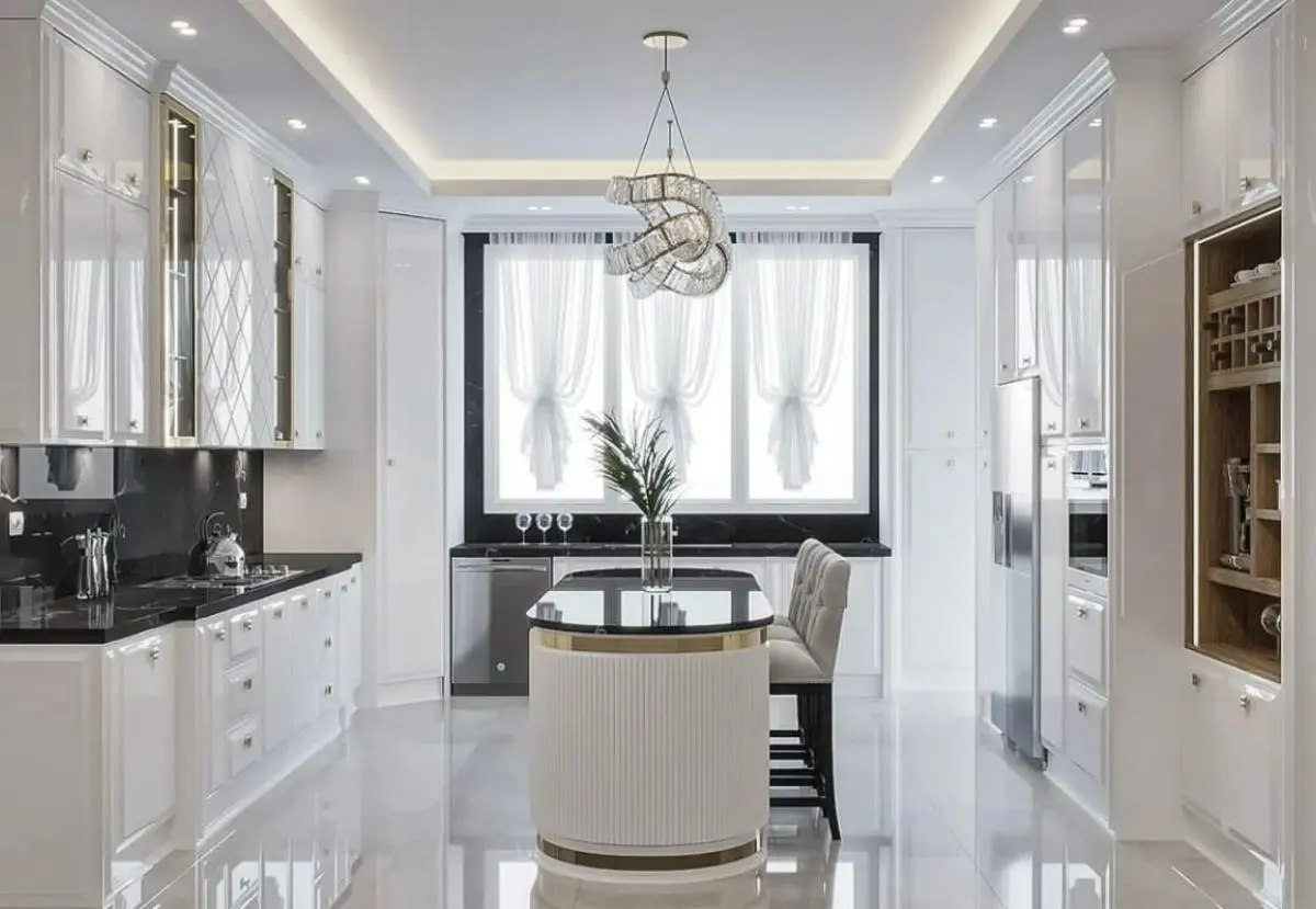 کابینت و جزیره نئوکلاسیک پولیشی به رنگ سفید
