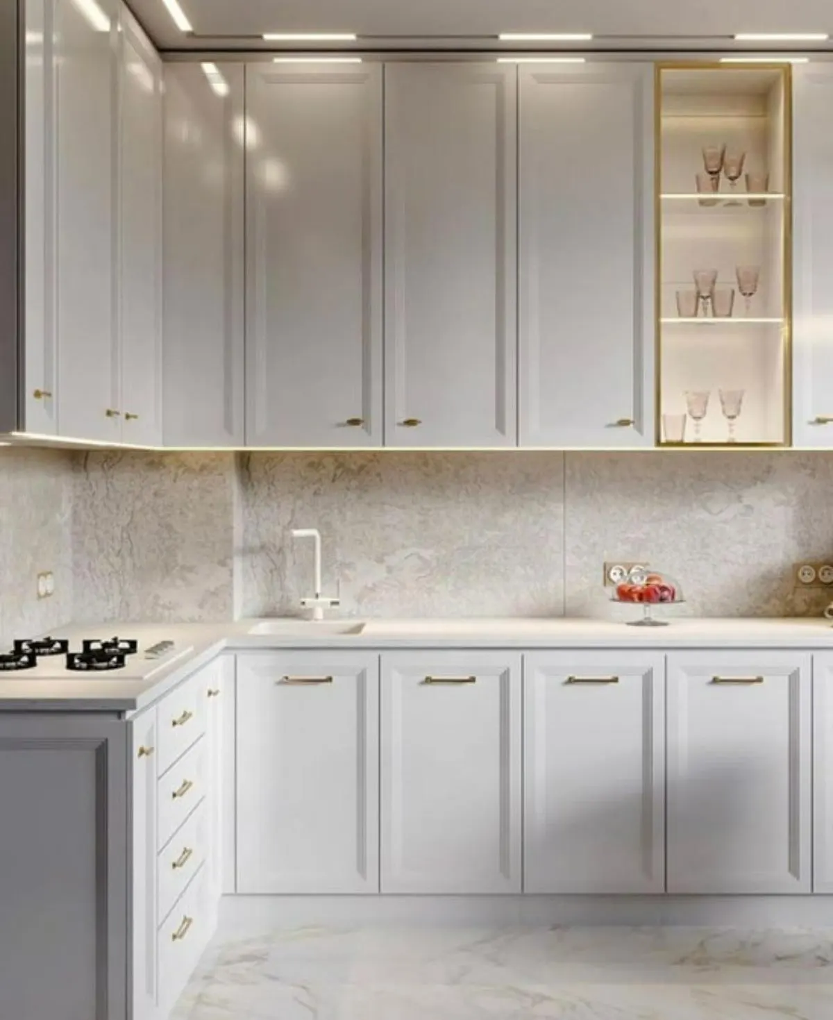 کابینت نئوکلاسیک پولیشی براق با درب شیشهای و صفحه کابینت سفید